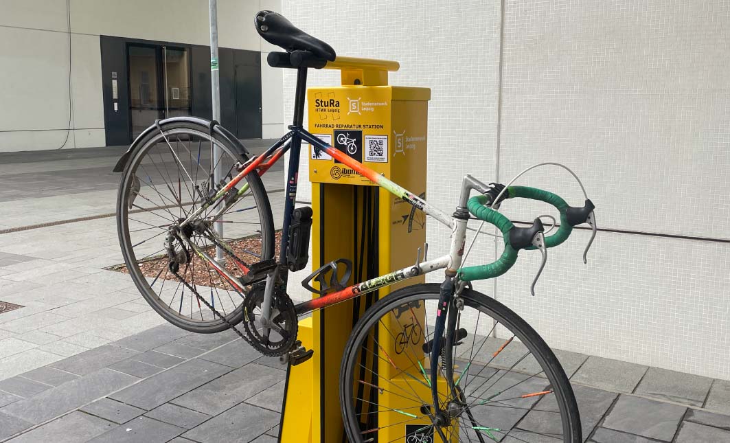 New bicycle repair station at HTWK